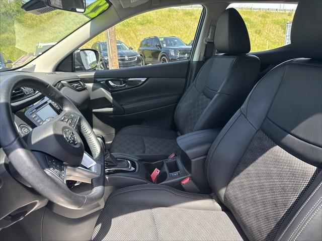 2022 Nissan Rogue Sport SV AWD Xtronic CVT