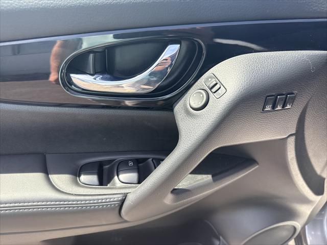 2022 Nissan Rogue Sport SV AWD Xtronic CVT