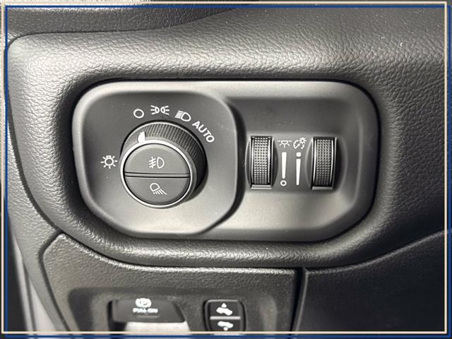 2026 Ram 1500 Laramie Crew Cab 4x4 64 Box