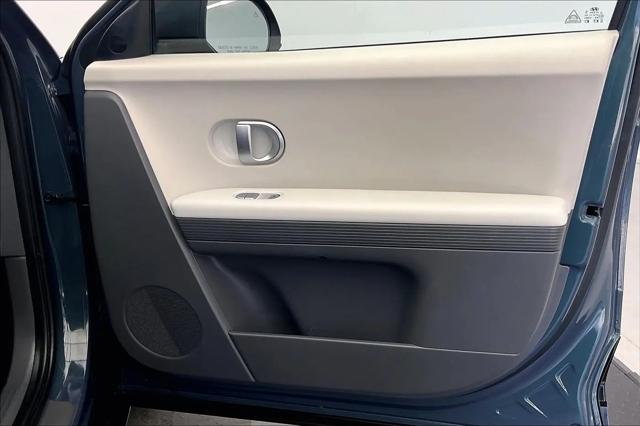 2023 Hyundai IONIQ 5 SE