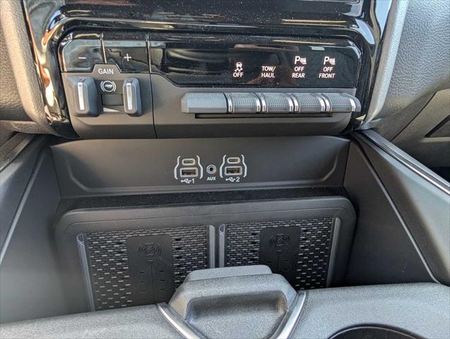 2026 Ram 2500 Big Horn Crew Cab 4x4 6'4" Box