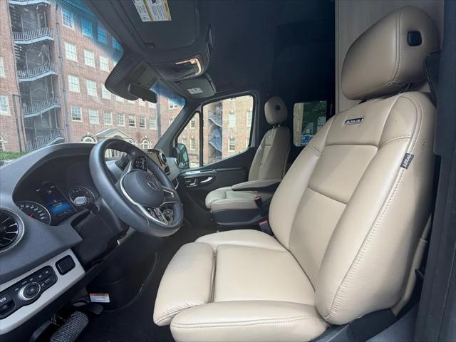 2022 Mercedes-Benz Sprinter 2500 Standard Roof V6