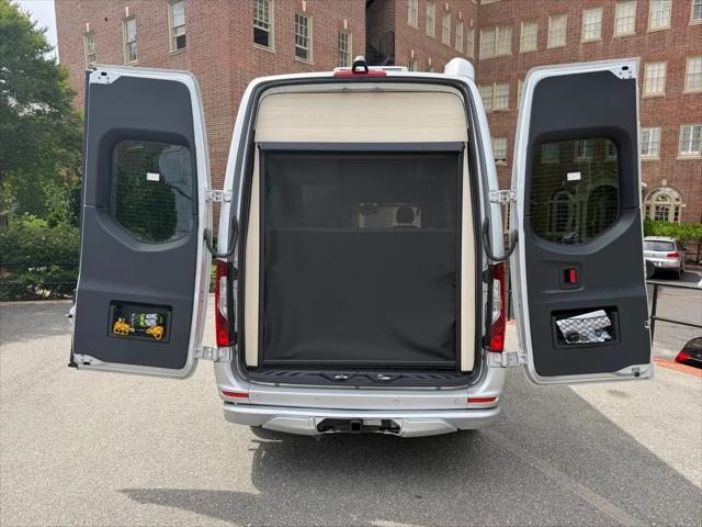 2022 Mercedes-Benz Sprinter 2500 Standard Roof V6