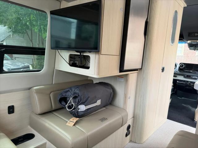 2022 Mercedes-Benz Sprinter 2500 Standard Roof V6