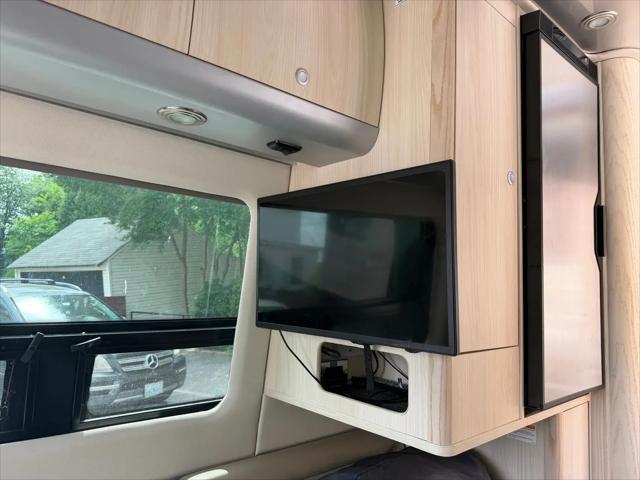 2022 Mercedes-Benz Sprinter 2500 Standard Roof V6