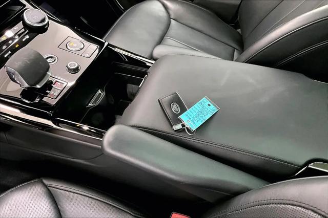 2023 Land Rover Range Rover Sport SE