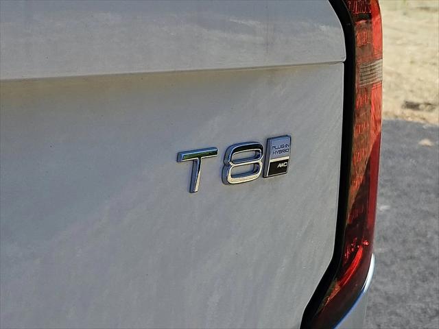 2026 Volvo XC90 Plug-In Hybrid Ultra Dark Theme, T8 AWD, Electric/Gasoline, 7 Seats