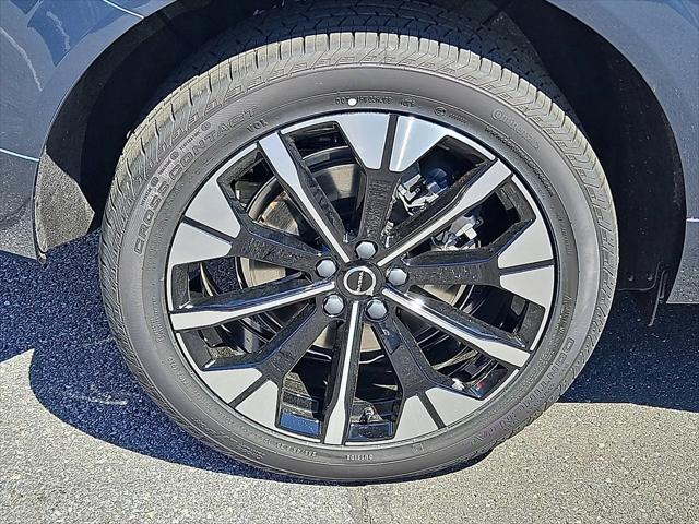 2026 Volvo XC60 Plug-In Hybrid Plus, T8 AWD Electric/Gasoline, Dark