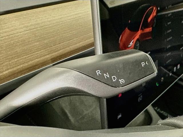 2022 Tesla Model 3 Rear-Wheel Drive