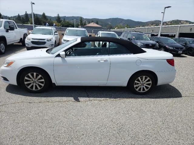 2012 Chrysler 200 Touring