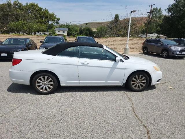 2012 Chrysler 200 Touring