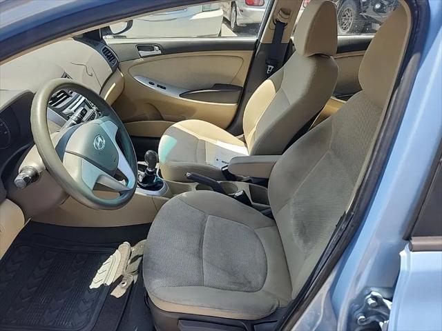2013 Hyundai Accent GLS