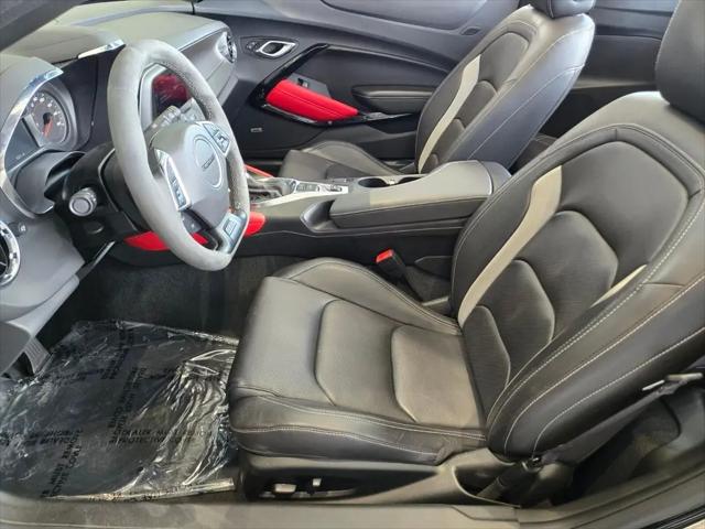 2024 Chevrolet Camaro RWD Convertible 2LT