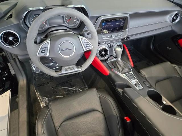 2024 Chevrolet Camaro RWD Convertible 2LT