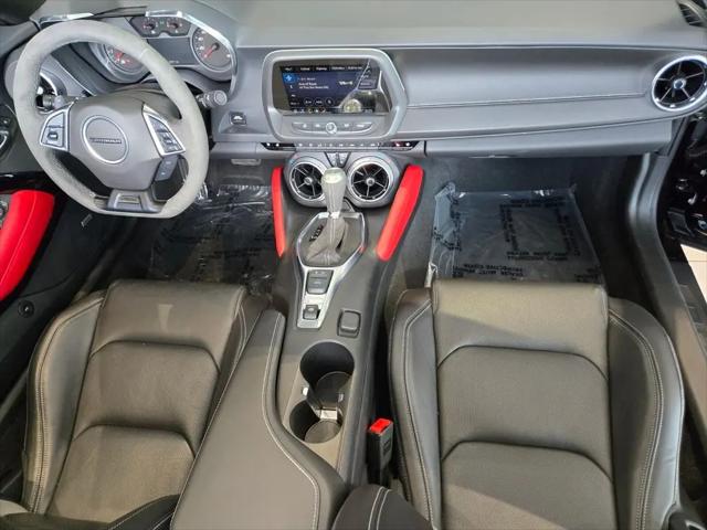 2024 Chevrolet Camaro RWD Convertible 2LT