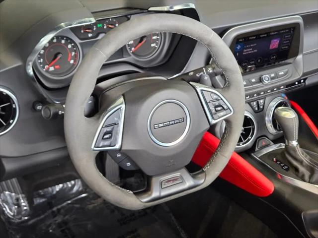 2024 Chevrolet Camaro RWD Convertible 2LT