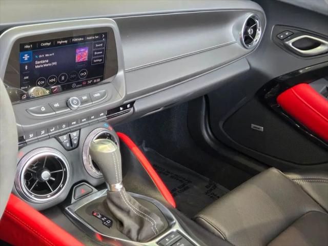 2024 Chevrolet Camaro RWD Convertible 2LT