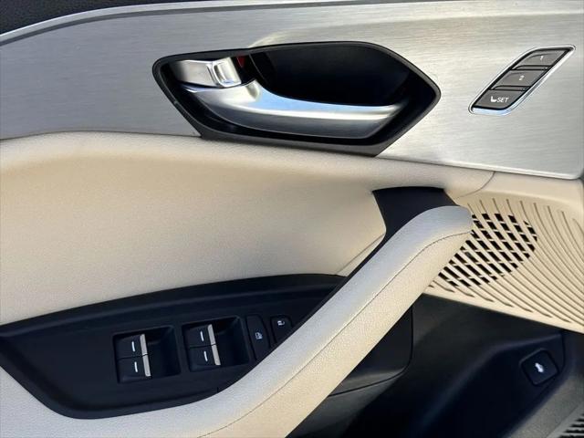 2023 Acura TLX Standard