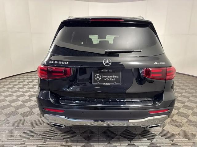 2025 Mercedes-Benz GLB 4MATIC