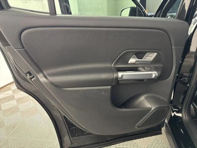 2025 Mercedes-Benz GLB 4MATIC