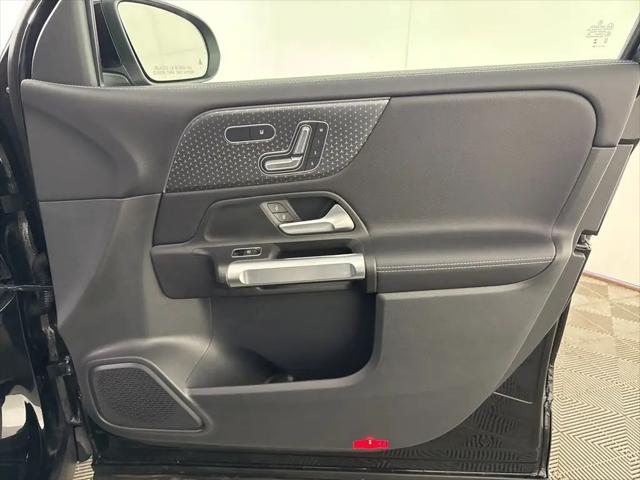 2025 Mercedes-Benz GLB 4MATIC