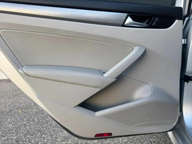 2014 Volkswagen Passat 2.0L TDI SE