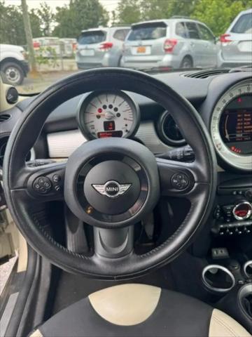 2013 MINI Cooper Clubman Cooper