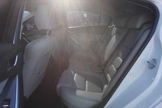 2016 Mazda Mazda6 i Touring