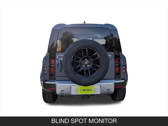 2024 Land Rover Defender 110 P300