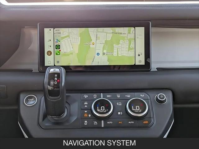 2024 Land Rover Defender 110 P300