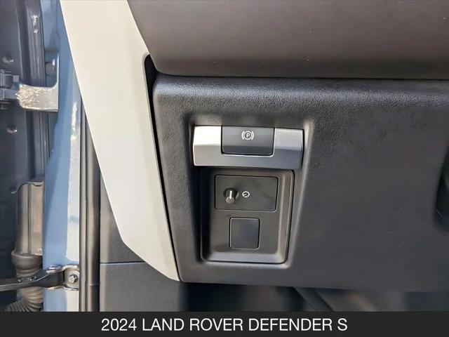 2024 Land Rover Defender 110 P300