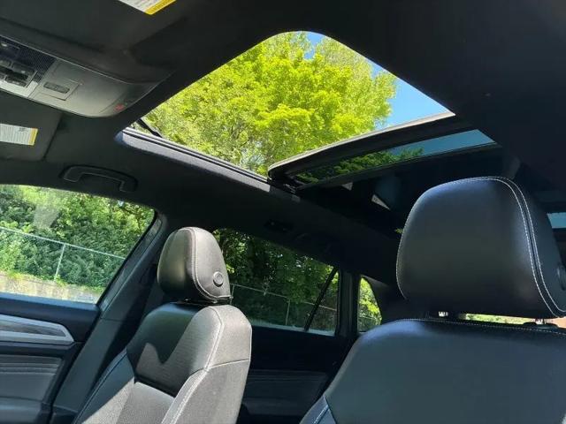 2023 Volkswagen Atlas Cross Sport 3.6L V6 SE w/Technology