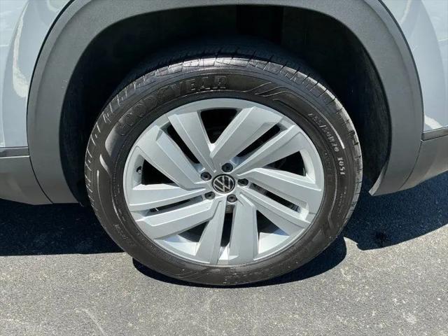 2023 Volkswagen Atlas Cross Sport 3.6L V6 SE w/Technology