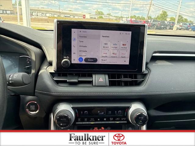 2024 Toyota RAV4 XLE