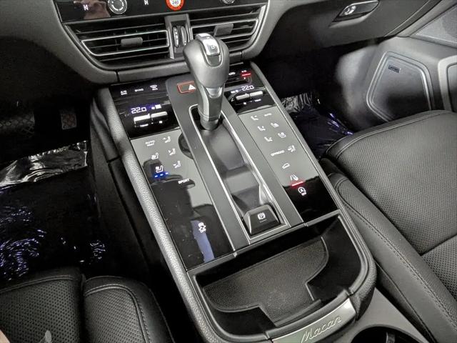 2025 Porsche Macan Macan