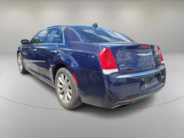 2017 Chrysler 300 AWD