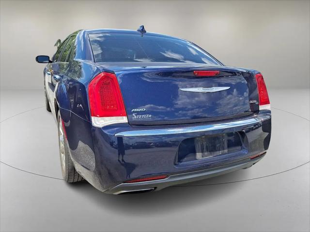2017 Chrysler 300 AWD