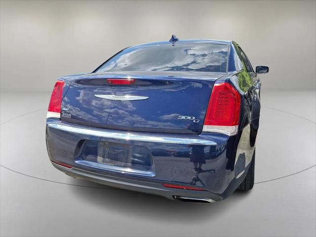 2017 Chrysler 300 AWD