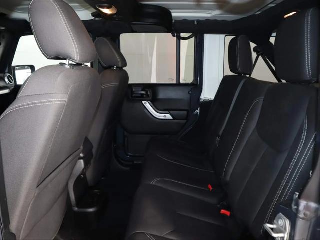 2017 Jeep Wrangler Unlimited Sahara 4x4