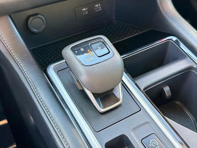 2025 Nissan Pathfinder SV FWD
