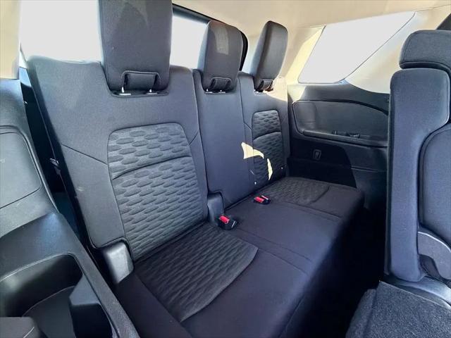 2025 Nissan Pathfinder SV FWD