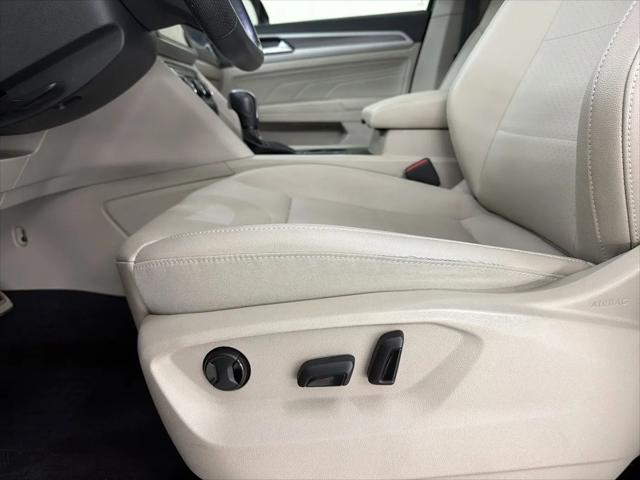 2021 Volkswagen Atlas 3.6L V6 SE w/Technology R-Line