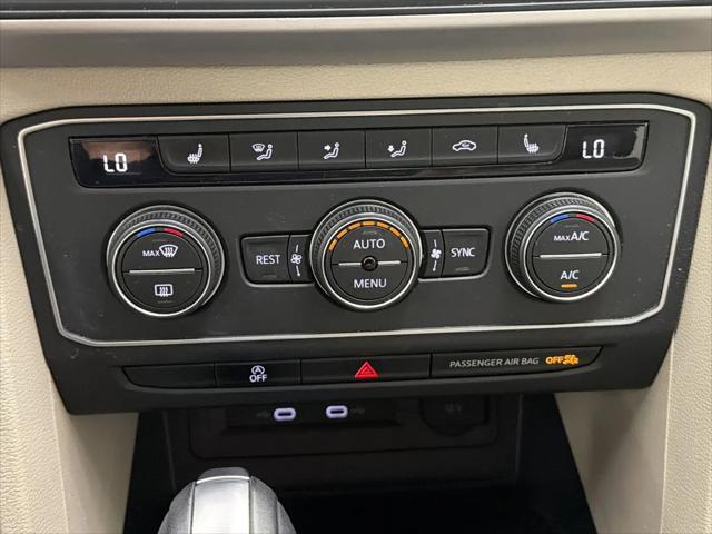 2021 Volkswagen Atlas 3.6L V6 SE w/Technology R-Line