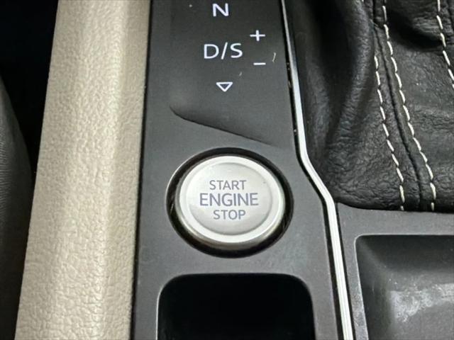 2021 Volkswagen Atlas 3.6L V6 SE w/Technology R-Line