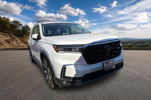 2023 Honda Pilot AWD Elite