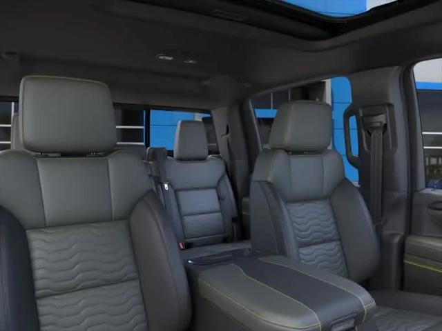2026 Chevrolet Silverado 2500HD Crew Cab, Standard Bed, XR2, 4WD
