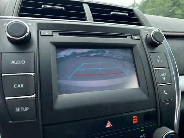 2016 Toyota Camry SE