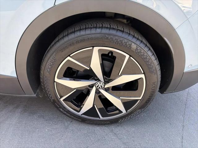 2023 Volkswagen ID.4 Pro