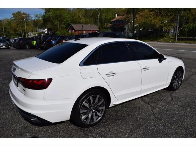 2022 Audi A4 Premium 40 TFSI quattro S tronic