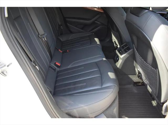2022 Audi A4 Premium 40 TFSI quattro S tronic